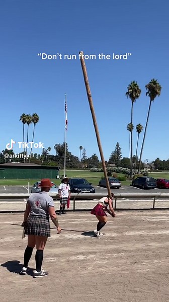 Hilarious Highland Games Caber Toss Fail Compilation