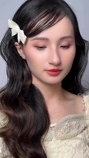 Trong trẻo tự nhiên cho khách iu. #makeupbeauty #alice #makeupđồnghới #makeupquangbinh | Alice Nguyễn