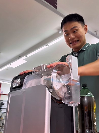 Máquina Versátil para Sorvete e Café Gelado