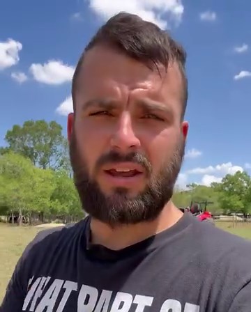 28K views · 4K reactions | Oreo didn’t give the signal - Moo climbs a long way up | Shirtless Jake's Homestead | Facebook