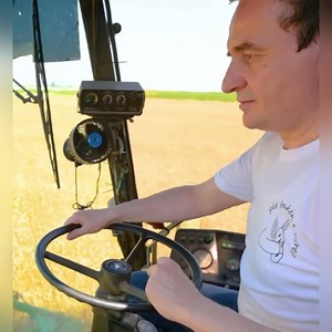 323K views · 3.8K reactions | E si mund te ishte ndryshe? Respekt per kete njeri, hibercuki i kombit. | Coolnfresh Magazine | Facebook