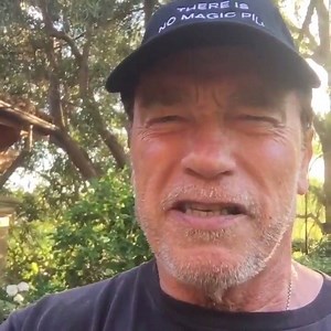 80K views · 3.5K reactions | Arnold Schwarzenegger is fired up to welcome LeBron James to the Los Angeles Lakers.   ⭐️ (via Twitter/Schwarzenegger) | theScore | Facebook