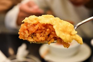 日本橋「たいめいけん」でランチ。名物のタンポポオムライスが絶品！ 洋食屋なのにラーメンが食べられる