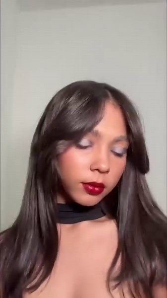 My eyes are the canvas and the Smokey Palette is my masterpiece. Who’s ready to doll up their eyes on a dime? 🥰🔥 📸: @ashleyc_alcantara 💜 Smokey Palette ($1.25) available at @dollartree 💜 #lacolorscosmetics #affordablemakeup #viralmakeup #smokeyeyeshadow #smokeymakeup | LA COLORS Cosmetics