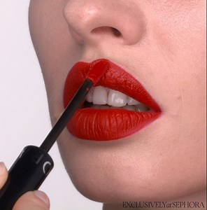 With more than 70 high-coverage shades to choose from, the Sephora Collection Cream Lip Stain is long-lasting, transfer-proof, non-drying and gives a creamy matte finish—no wonder one is sold every 7 seconds.* Have you tried it? MRP ₹1,220 Exclusively Available at all Sephora India stores and online at sephora.nnnow.com. | SEPHORA