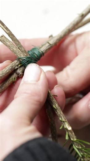 1.7K views · 43 reactions | The Evergreen Snowflake Project. With a few snips of balsam or spruce, a bit of wire and a handful of pinecones you can craft a wondrous evergreen snowflake. simplycottage.com | Simply Cottage | Facebook