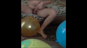 Balloon play popping humping cum