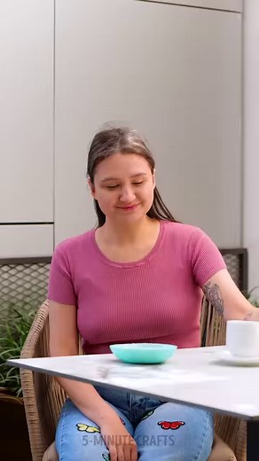 The easiest first aid hacks | 5-Minute Crafts Teens