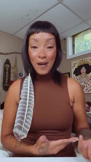 I NEED MY HAIR GIRLIES! Ok so I’ve been learning from the elders the spiritual side of hair… which is why I can’t cut it now or dye it, as before… Sooooo can you help me figure out why when I use expensive shampoos and conditioner my hair gets gross and I have to wash it every two days cause it’s too oily, and I’ve switched the formulas to my density! But then if I use let’s say Pantene, my hair gets healthy, it grows, it goes past 2 days of not having to be washed ect… so do you have any tips, 