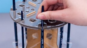 Mezzo Rotating Paint Brush Storage Rack with Vesta Synthetic Artist Paint Brushes for Acrylic Painting - Flat Acrylic Paint Brush Set of 7 - with Brush Drying Carousel - Holds Up to 28 Brushes