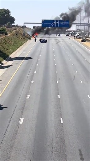 The crime scene is just 7.5km away from the Johannesburg Central Police Station, and it's worth noting that there are other police stations even closer to the crime scene. The M1 South is a busy road, but there is no sign of JMPD and SAPS patrols in the vicinity | Nigerians in South Africa