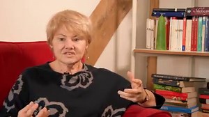We asked Annette Badland, who plays Gertrude Stein in After Edward, which historical figures she would call on in her hour of need? After Edward closes on 6 April. There are only 3 performances left 👇 po.st/AfterEdward | Shakespeare's Globe