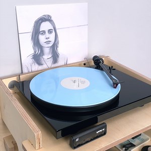 Giving the new Julien Baker a break to re-spin this gem from a few years ago. New indie exclusive baby blue pressing now shipping! ↳ get yours here: turntablelab.com/Sprained | Turntable Lab | Facebook
