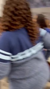 🚨#SPRINGFIELD, VA PROTESTA ANTI ICE Protesta no ice en el high school en west Springfield los maestros trataron de detenerlos pero la mayoría se salieron NOS REPORTAN | Noticias Latinos Usa