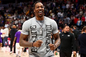 What are Dwight Howard's contract details with Taiwanese team? Salary, duration & more