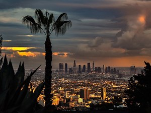 Fast-Moving Storm To Drench Belmont Shore-Naples