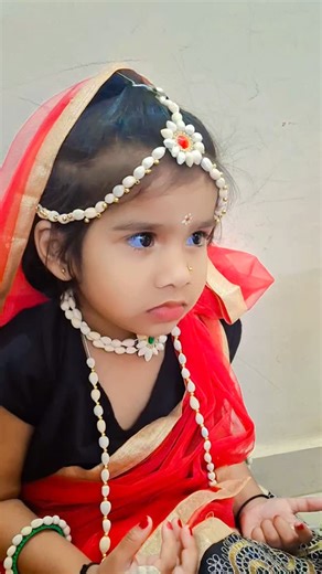 Kavya Divya Yadav on Instagram: "Radha kaise Na Jale 連刺 . . . . . #radheradhe #radharani#radhakrishan#krishn #love#bound#cute#kanha#trendings #trendingreels#viral#viralvideos#fyp #instagood #instaadaily #exploe #explorepage#reelitfeelit #like4like #reelitfeelit #like #trending #marathimulgi #hindu"