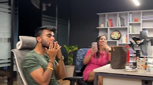 Kumusta kayo guys? I share ko lang etong video ni Pavan na nag papatugtog ng mouth harp kagabi.. ☺️ Alam niyo ba na sobrang hilig neto ni Pavan sa mga instruments, kaya nung unang punta ko dito sa India ay niregaluhan ko siya ng Kubing (isang uri ng instrument satin sa pinas na gawa sa bamboo stick). 😍😍 #india #indianboyfriend #indianfilipinacouple | Pavan & Yean