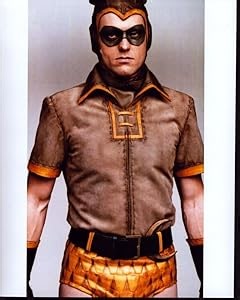 Amazon.com: Posterazzi Hollis Mason As Nite Owl For Watchmen Photo Print (16 x 20) - Referencia # MVM01009 : Hogar y Cocina