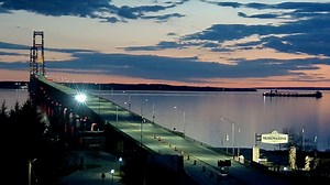 HAPPY MONDAY: Here’s a quick look at the Mackinac Bridge this morning as a freighter passes by. Some sunshine Monday, but also a few widely scattered light showers. Highs from 55 to 62 degrees in the eastern Upper Peninsula and from 55 to 75 degrees across the northern Lower Peninsula. Light wind from the northwest will be at 5-15 mph with a few gusts to 25 mph. Latest weather: upnorthlive.com/weather | UpNorthLive