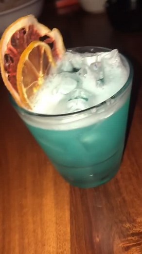 Delicious Blue Gin Sour Recipe
