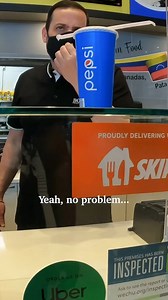 40K views · 1.1K reactions | “Rent is too expensive, people are crying” - 梁❤️ #fastfood #food #grocery #worker #support #kindness #fyp | MDMotivator | Facebook