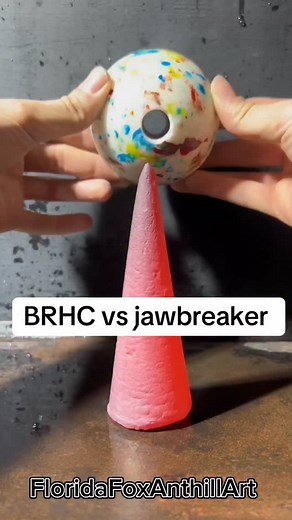 👀 | Alice Ardelean