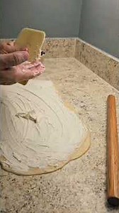 How to make fluffy bread rolls
