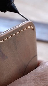 Limited edition Shell cordovan wallets #leathercraft #learnenglish #handmade #leather #leatherwork | Leather Show