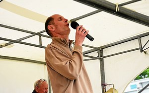 « Ils se sont tous mis au hennissement » : à Tréouergat, enfants et adultes se sont affrontés lors du concours mondial de cri du cheval | Le Télégramme