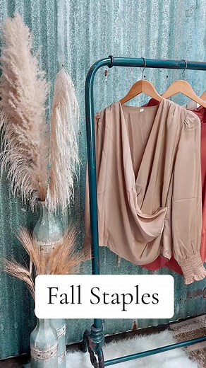 Come and get those fall staples for the perfect fall wardrobe! 癩癩 #falloutfits #buttonups #fallstaples #boutique | Back Road Beauties Boutique/Turquoise Saddle | Facebook