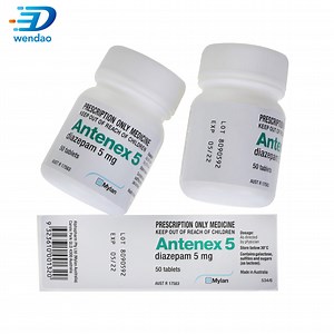 [Hot Item] Adhesive Pet Material Chemical Supplement Medicine Pill Roll Bottle Label Sticker