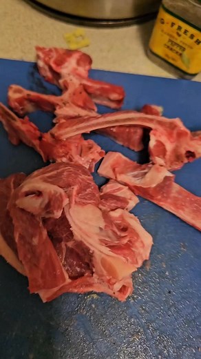 Stir fry lamb chops and sausage salad.. YUMMY.. something different.. #cooking #best #beautiful #delicious #yummy #food #everyone #enjoy | Ylee UM