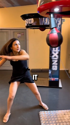 Top 5 Strongest Punch Machine Hits by Women 🥊