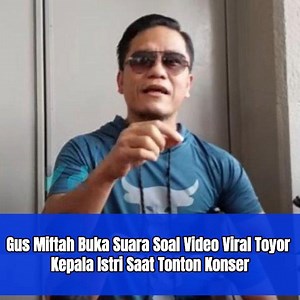 Gus Miftah buka suara soal video viral yang baru-baru ini beredar di sosial media. Diketahui, dalam video tersebut Gus Miftah tampak kasar dengan istrinya, Ning Astuti. #klarifikasi #videoviral #gusmiftah #isteri #konser | Redaksi.Relung