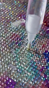 ダイヤモンドアートにグルーを使う方法｜初心者向け手順とコツ