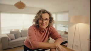 bellicon Premium 44"/49" Fitness Trampoline with Screw-in Legs and Bungee Suspension up to 200 lbs (Strong) Rebounder