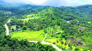 1.7K views · 85 reactions | Aerial view of Barangay Tampayan in Municipality of Magdiwang ❤️ | Sibuyan Island, Romblon PH | Facebook