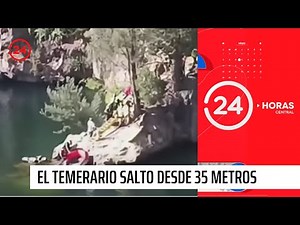 Temerario salto al agua desde acantilado de 35 metros | 24 Horas TVN Chile