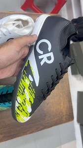 অরিজিনাল ভিডিও। অনেকেই স্পোর্টস জুতাগুলোর অরিজিনাল ভিডিও দেখতে চেয়েছেন তাদের জন্যে। | The StoreRoom