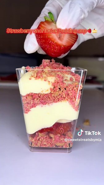 Delicious Strawberry Shortcake Pudding Cups Recipe