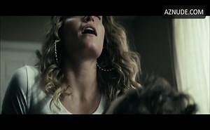 Caitlyn Sponheimer Sexy Scene in The Boys
