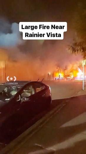 🚨Today at 7 PM in Rainier Vista, Seattle 🚒 Firefighters battling heavy smoke, investigating near-collapse zone. Stay informed, use the Citizen App for real-time updates. #SafetyFirst #fire #citizen #seattle | Citizen