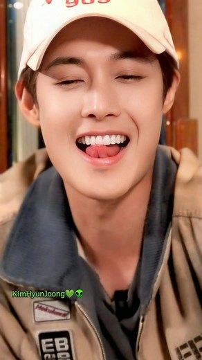 4.6K views · 642 reactions | His character remains notable for being such an amazing musician,actor and philanthropist. He always wear that captivating smile that captured every one's heart and soul. #SS501 #FIVEOONE #TripleS #greenpeas #FIVEOONE_SS501_20thAnniversary #Henecia #kimhyunjoong860606 #kimhyunjoongfans #KimHyunJoong 김현중 (Kim Hyun Joong)  | Triple S Rebirth 2025 | Facebook