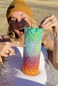 Girl makes beautiful project with a tub of orbeez😍 | Story House