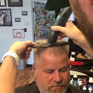 #Andis Educator Jason Potchen demonstrates how to create the classic flattop look. #AndisUK | Andis Company