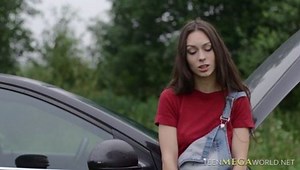 Arwen Gold Lucky Hiker Teen Mega World Fuck Me With Your Big Cock
