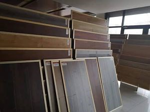 [Hot Item] High Quality Click Lock 5mm Thick PVC Vinyl Plank Flooring/Plastic Flooring