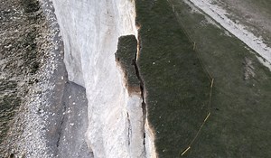 Huge crack in cliff spotted near Beachy Head
