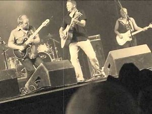 Jason Greeley plays Don't Stop Believin @ Big Valley Jamboree (2011.07.29)